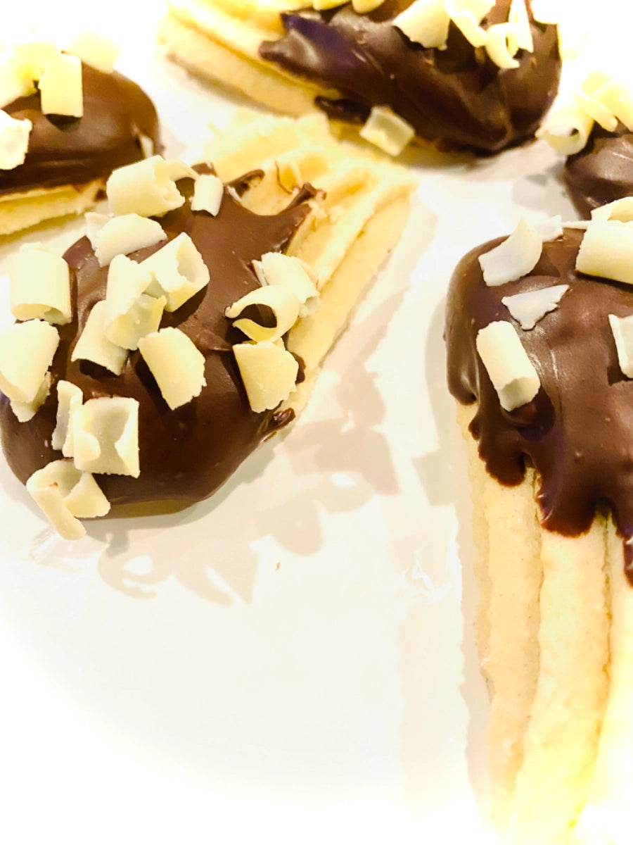 Italian Butter Cookies Dipped in Chocolate