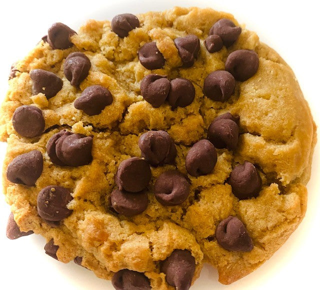 Chocolate Chip & Peanut Butter Cookie